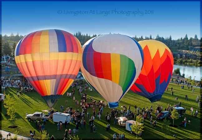 Balloons Over Bend