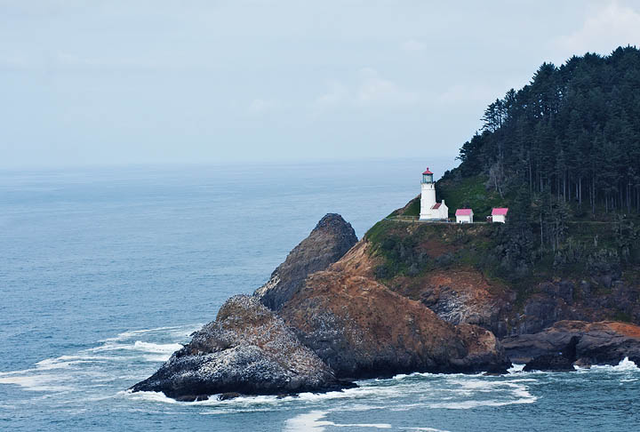 haceta head lighthouse