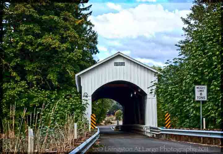 Oregon Covered Bridges-Mosby Creek Oregon Covered Bridges-Mosby Creek